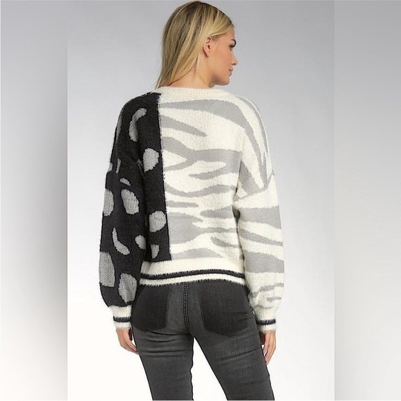 ELAN | Bloomingdale’s Mixed Animal Print Sweater - Small - Picture 8 of 16